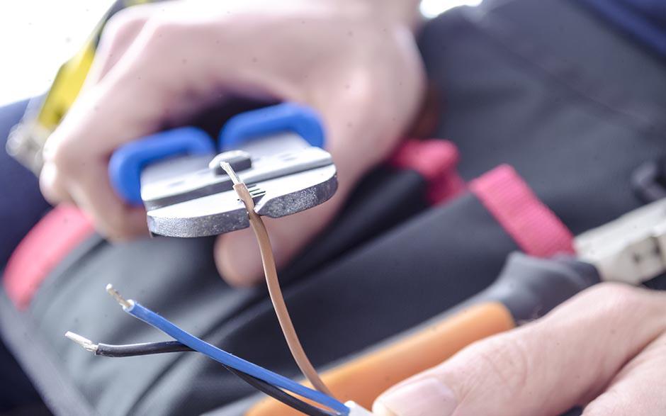 électricien de maintenance Le Bourget